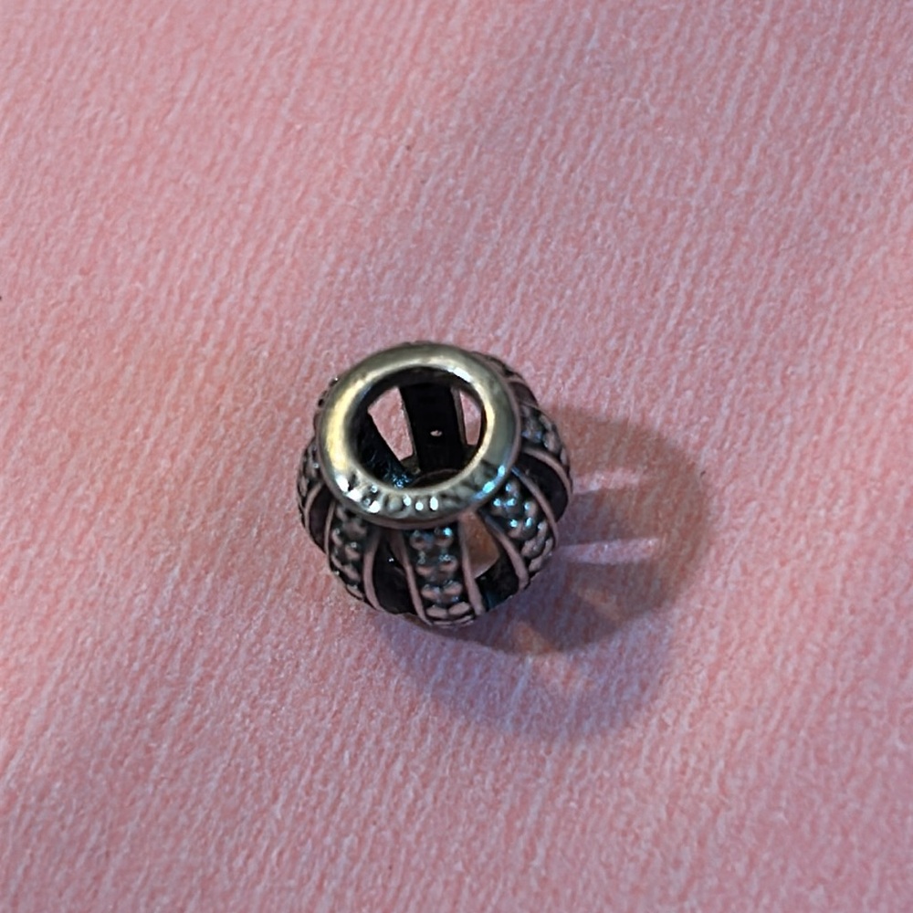 Authentic Leading Lady, Clear CZ Sterling Silver Charm 791115CZ - Picture 4 of 4